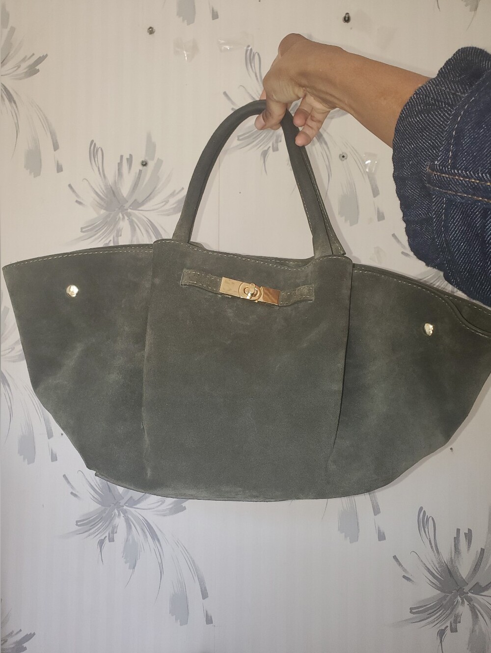 Marlon Made In Italy Olive Green Suede Tote Bag